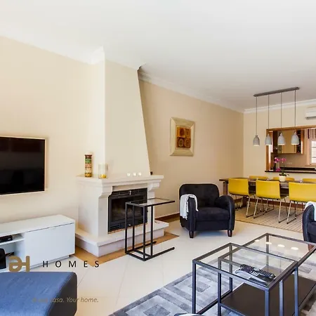 Greice Homes 3 Bedroom En-suite Victoria Boulevard