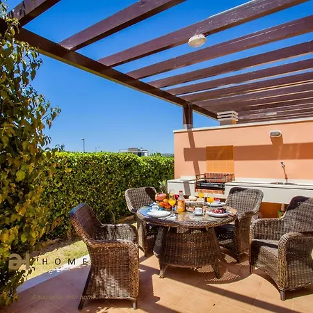 Greice Homes 3 Bedroom En-suite Victoria Boulevard Holiday home Vilamoura